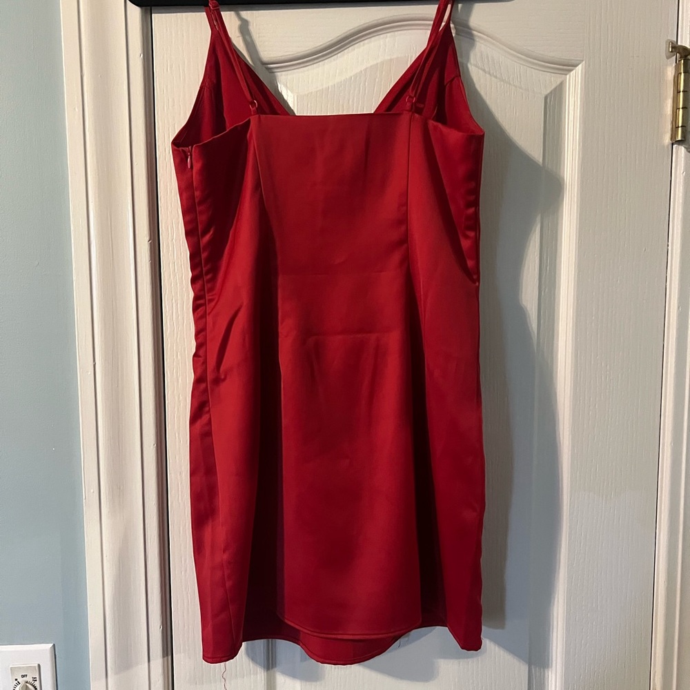 Dress - Picture 4 of 5